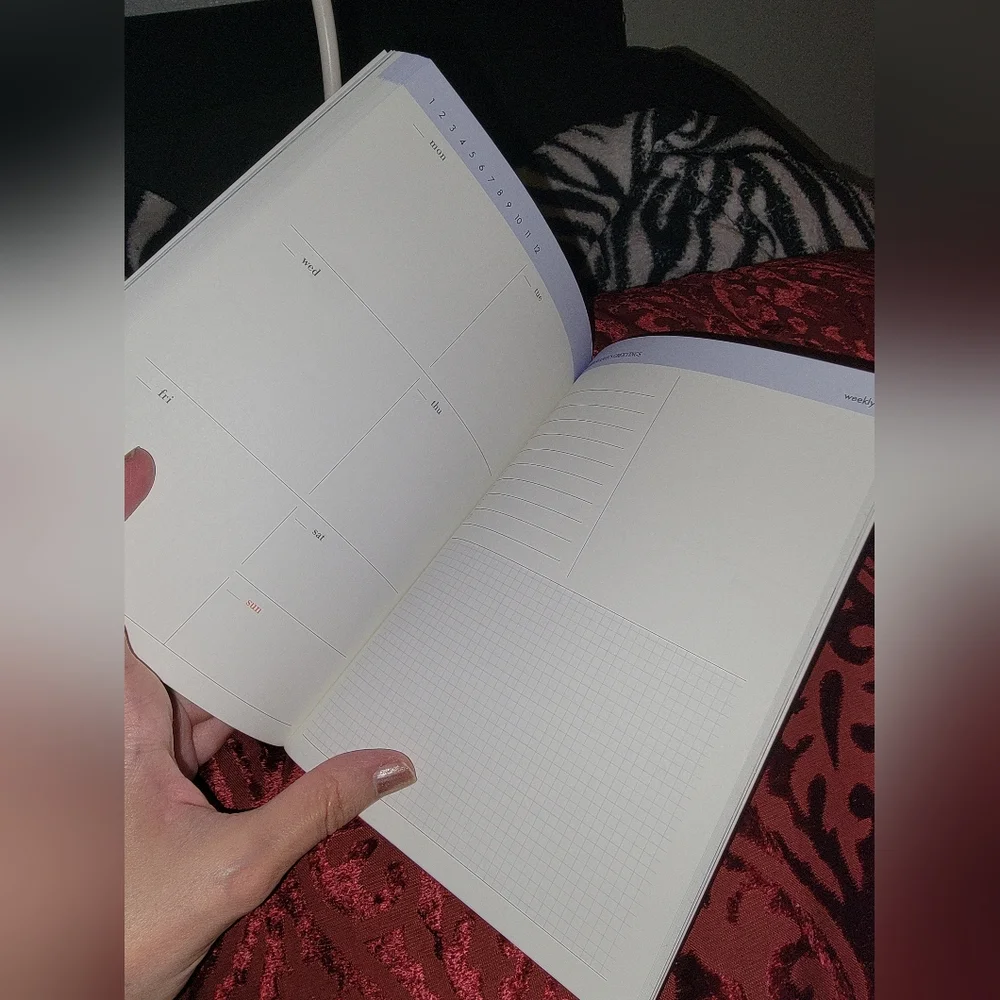 TAEMIN SEASONS GREETINGS 2025 Mini Diary with Yearly Plan